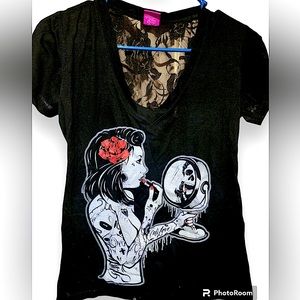 Fatal Medium black lace shirt